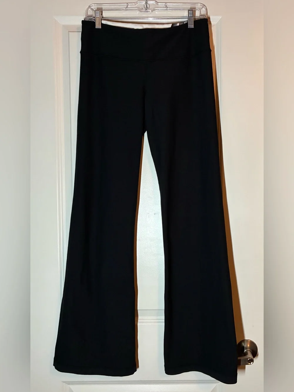 Vintage Lululemon Groove Pant (Regular) in Black/Laceoflage Polar Cream Black 8